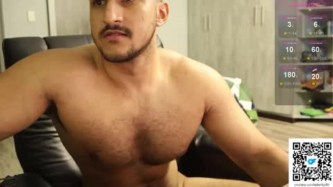 Snapshot of fatherfly001 chatting on 09.28.25 fatherfly001 online show from 09.28.25