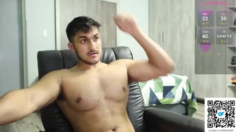 Snapshot of fatherfly001 chatting on 10.02.25 fatherfly001 online show from 10.02.25