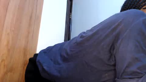 Snapshot of fatpussy_ebony chatting on 02.17.25 lexie online show from 02.17.25