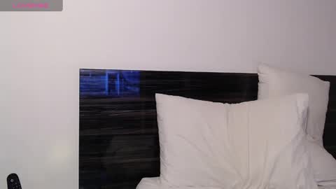 FAUSTO online show from 02.20.25