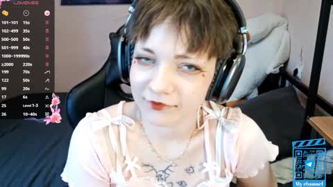 Lily online show from 09.17.25