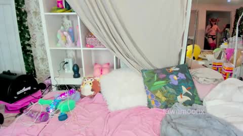 fawnmoonx online show from 12.24.24