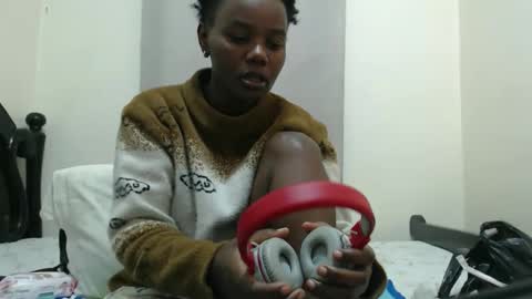 fayrie1 online show from 10.05.25