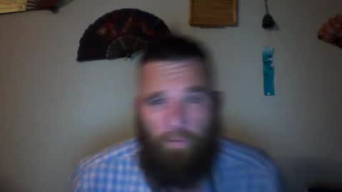 Snapshot of feelgoodnu chatting on 09.19.25 PullouProblems online show from 09.19.25