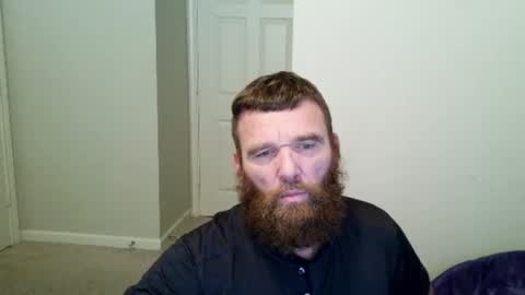 Snapshot of feelgoodnu chatting on 10.29.25 PullouProblems online show from 10.29.25