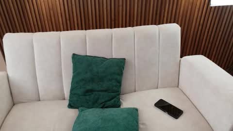 Feelena online show from 02.09.26