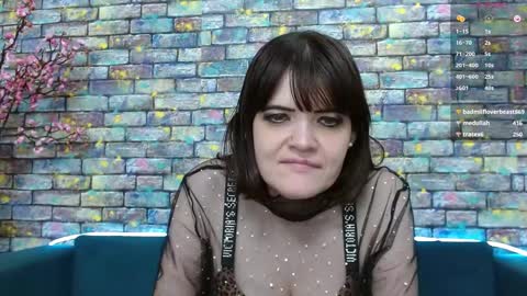 Snapshot of feelsgoodwoman chatting on 12.16.24 Laura online show from 12.16.24
