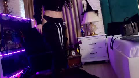 FeetVibe online show from 11.03.25