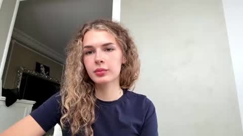 Snapshot of felicitassteinbrink chatting on 07.26.26 Zoe online show from 07.26.26