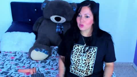felina online show from 01.21.25