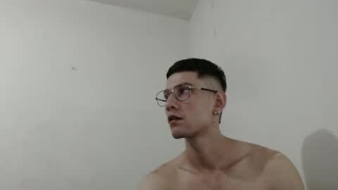 jhonatan felipe online show from 10.29.25