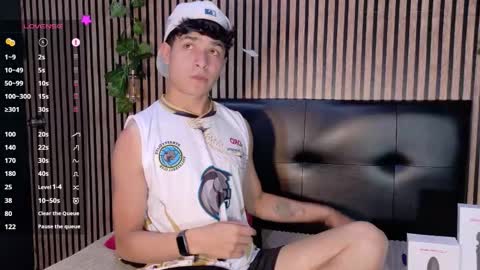 felipe_boy_18 online show from 09.26.25