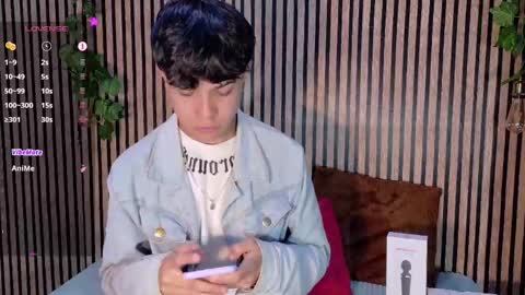 felipe_boy_18 online show from 09.27.25