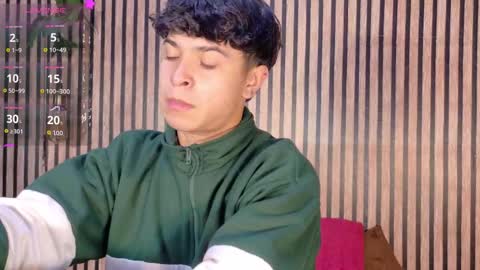 felipe_boy_18 online show from 10.15.25