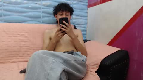 Felipe Browns online show from 12.04.24