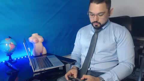 FELIPE QUIROZ online show from 09.17.25