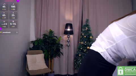 Hello im Nova online show from 12.26.24