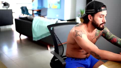 Snapshot of felix_candela chatting on 01.16.25 Felix Candela online show from 01.16.25