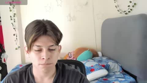 Snapshot of felix_leex chatting on 10.08.25 Felix leex online show from 10.08.25