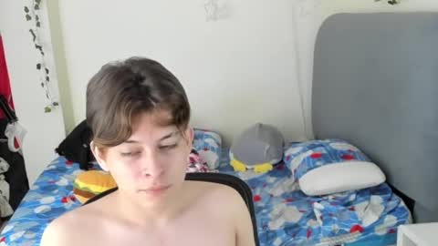 Snapshot of felix_leex chatting on 10.12.25 Felix leex online show from 10.12.25