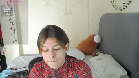 Snapshot of felix_leex chatting on 10.30.25 Felix leex online show from 10.30.25