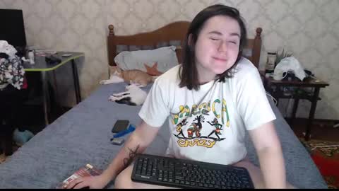 Snapshot of felvivalkitty chatting on 01.04.25 Seva online show from 01.04.25