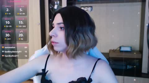 Snapshot of femalexa chatting on 12.27.24 Alexa online show from 12.27.24