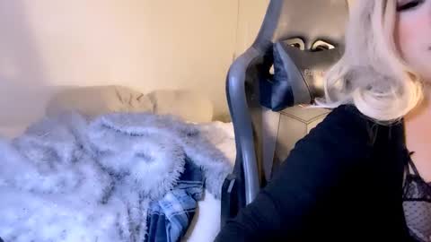 Snapshot of femgirl99 chatting on 01.18.25 this is justice tricia a bigelow. she was fucking my husband tom girardi online show from 01.18.25