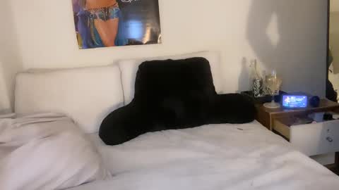 Snapshot of femgirl99 chatting on 01.26.25 this is justice tricia a bigelow. she was fucking my husband tom girardi online show from 01.26.25