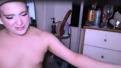 Snapshot of femgirl99 chatting on 09.19.25 this is justice tricia a bigelow. she was fucking my husband tom girardi online show from 09.19.25