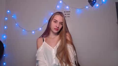 Snapshot of femkedejager chatting on 12.08.24 Femke online show from 12.08.24