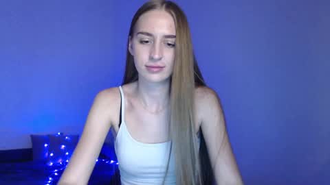 Snapshot of femkedejager chatting on 12.15.24 Femke online show from 12.15.24