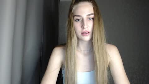 Snapshot of femkedejager chatting on 01.08.25 Femke online show from 01.08.25