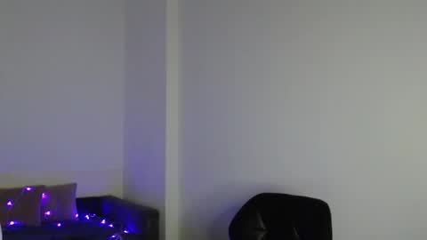 Snapshot of femkedejager chatting on 01.21.25 Femke online show from 01.21.25