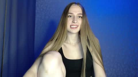 Snapshot of femkedejager chatting on 03.04.25 Femke online show from 03.04.25