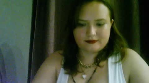 femme_fatalle_ online show from 03.04.25
