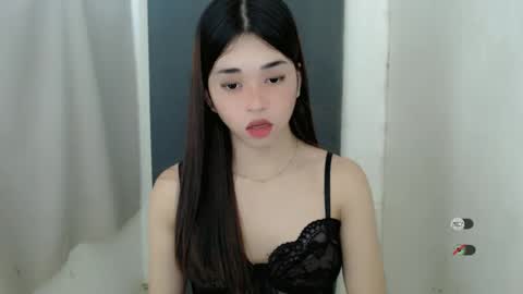 Snapshot of femylove chatting on 01.14.25 YOUR BEAUTIFUL ASIANFHEMY online show from 01.14.25