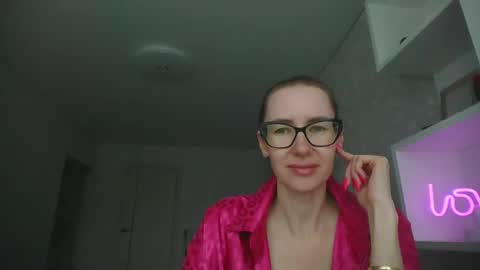 Snapshot of feraliss chatting on 04.14.26 feraliss online show from 04.14.26