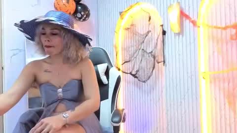 Ferchis  online show from 10.29.25