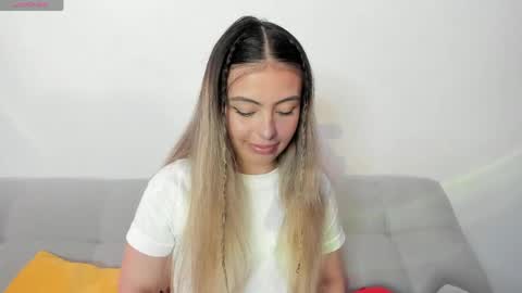 fernanda  online show from 04.13.26