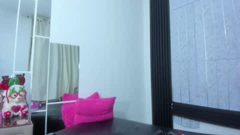 Fernandaclar online show from 12.20.25