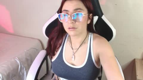 Snapshot of fernandadiaz05 chatting on 09.19.25 Fernanda Diaz online show from 09.19.25