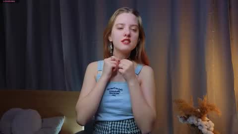 Snapshot of fernandafurfey chatting on 02.26.26 Rachel online show from 02.26.26