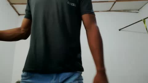 fernandez_latinblack online show from 01.04.25