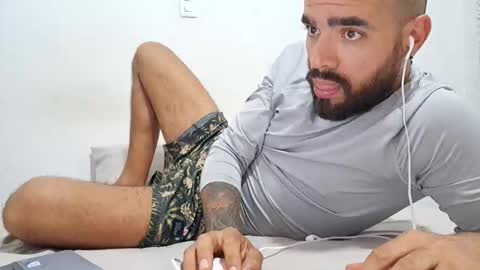 insta ferxx1210 Fercho online show from 10.02.25