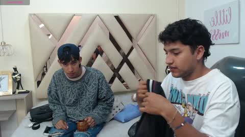 Snapshot of ferphoenix_ chatting on 01.13.25 FER PHOENIX online show from 01.13.25