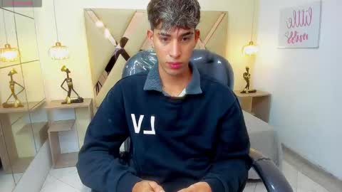 FER PHOENIX online show from 02.18.26