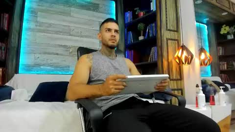 Snapshot of ferxomagno chatting on 09.30.25 ferxomagno online show from 09.30.25