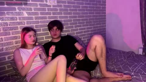 Snapshot of fetchingcouplee chatting on 09.22.25 Tina and Tomas online show from 09.22.25