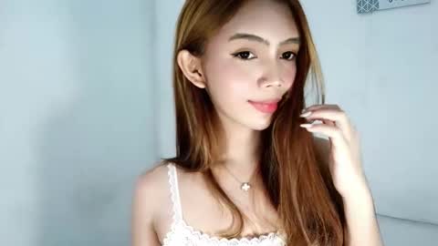 Snapshot of feyaaa chatting on 11.16.25 feyaaa online show from 11.16.25